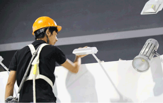 2019年國際大型展示展覽搭建現(xiàn)場  第6張